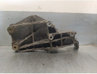 Recambio de soporte alternador para alfa romeo 159 (140) 2.0 jtdm referencia OEM IAM 55197248 55197248 
