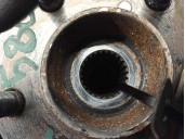 Recambio de mangueta trasera derecha para subaru legacy familiar/outback b13 (bp) 2.5i outback referencia OEM IAM 28473AG000  