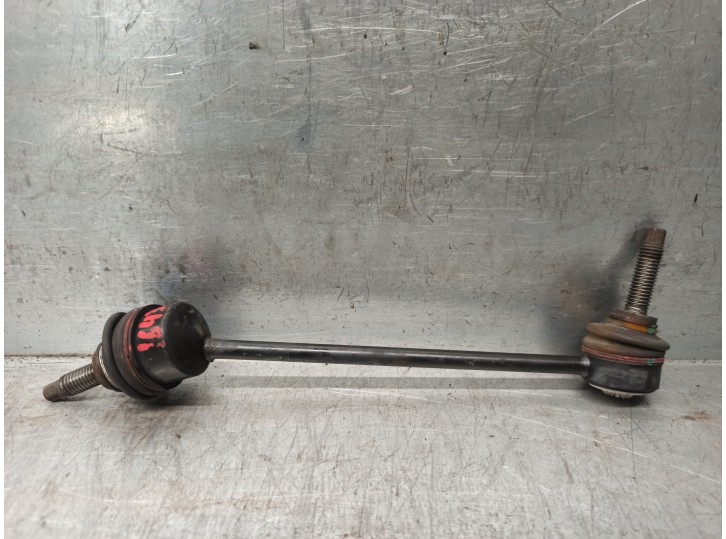 Recambio de tirante trasero derecho para jaguar xf 2.2 diesel cat referencia OEM IAM C2C18571  