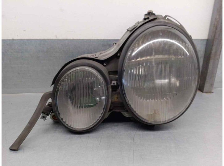Recambio de faro izquierdo para mercedes-benz clase e (w210) berlina 3.2 24v cat referencia OEM IAM A2108201561 4 PUERTAS
