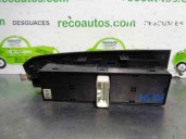 Replacement front left window regulator switch for Hyundai Trajet (FO) 2.0 CRDi GLS OEM IAM reference 935703A000AX 621W02250