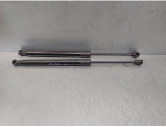 Replacement trunk / tailgate shock absorbers for Citroën C6 2.7 V6 HDi FAP CAT (UHZ / DT17TED4) OEM IAM reference 7708987 