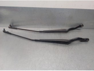 Recambio de brazo limpia delantero derecho para citroën c6 2.7 v6 hdi fap cat (uhz / dt17ted4) referencia OEM IAM 6429Z1 6429Z0 