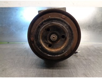 Recambio de compresor aire acondicionado para renault laguna (b56) 2.0 referencia OEM IAM 7700108413 8010B SANDEN