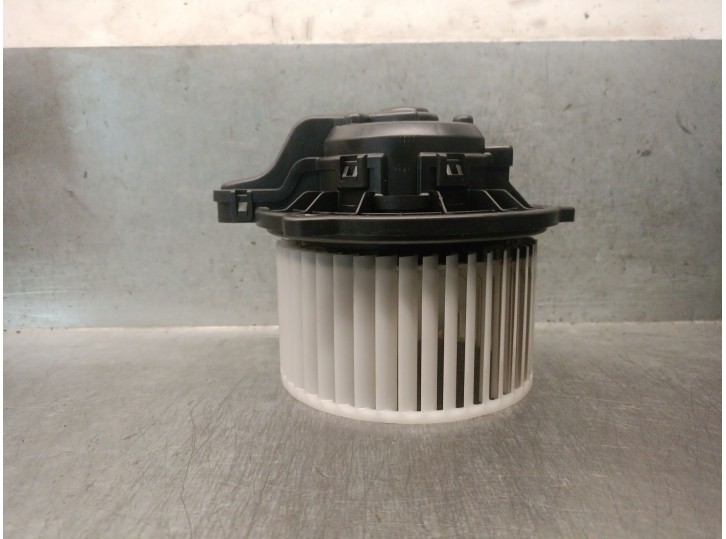 Recambio de motor calefaccion para kia picanto iii (ja) 1.0 referencia OEM IAM 97111G6000 97111G6000 