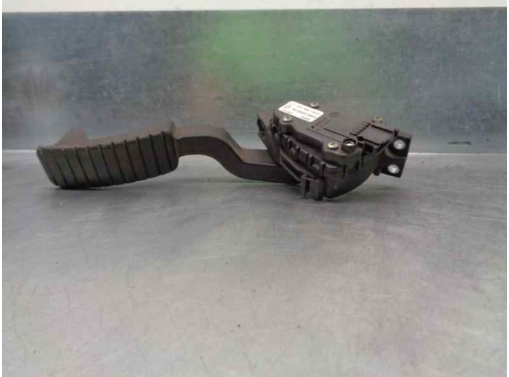 Recambio de potenciometro pedal para renault laguna ii (bg0) 1.8 cat referencia OEM IAM 8200002904 6PV00811900 