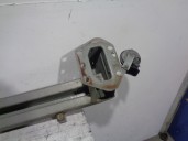 Recambio de refuerzo paragolpes delantero para jeep compass 2.4 16v cat referencia OEM IAM 5303761AB DE HIERRO 