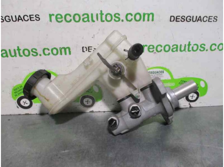 Recambio de bomba freno para kia venga 1.4 cat referencia OEM IAM 585101P200 32667182 