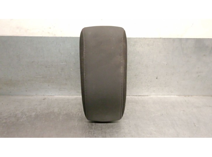 Recambio de apoyabrazos central para citroën c4 cactus 1.5 bluehdi 100 referencia OEM IAM 16351320ZD 16351320ZD 