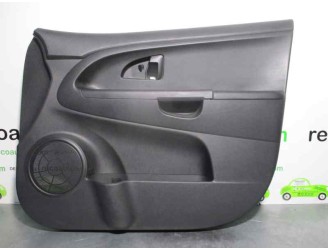 Recambio de guarnecido puerta delantera derecha para kia venga 1.4 cat referencia OEM IAM 823021P510EQ  