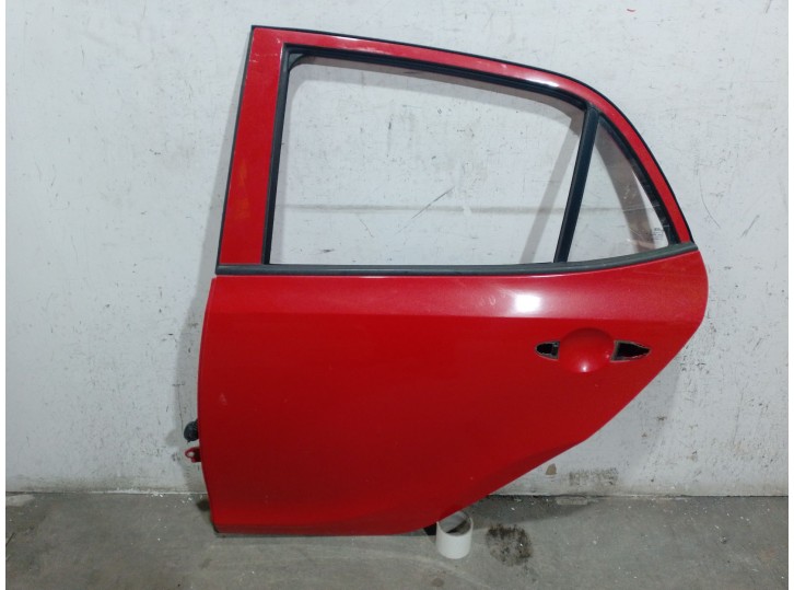 Recambio de puerta trasera izquierda para kia picanto iii (ja) 1.0 referencia OEM IAM 77003G6000 77003G6000 