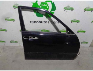 Replacement front right door for Lexus IS200 (GXE10) 2.0 CAT OEM IAM reference 6700153022 BLACK 4 DOORS