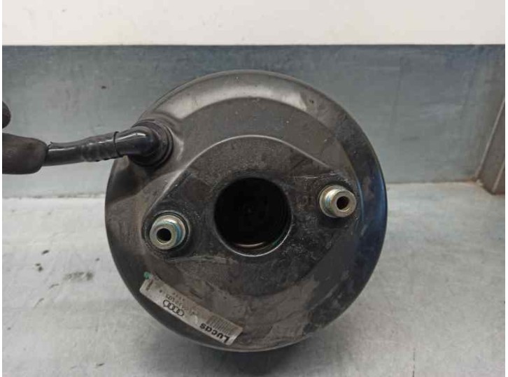 Recambio de servofreno para audi a8 (d2) 3.7 v8 32v referencia OEM IAM 4D0612105A LUCAS