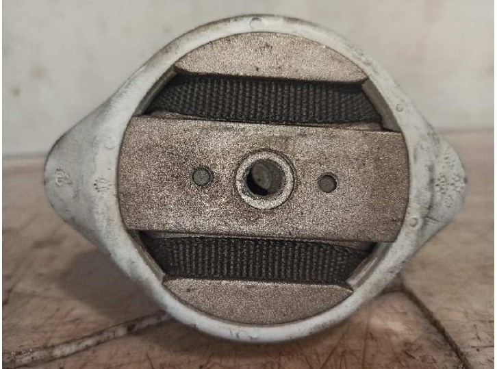 Recambio de soporte cambio para audi a6 berlina (4b2) 2.5 v6 24v tdi referencia OEM IAM   