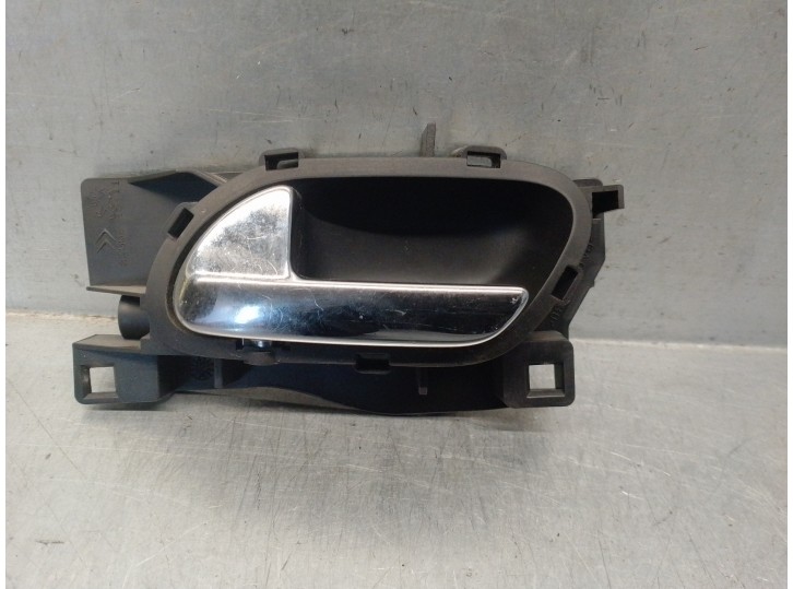 Recambio de maneta interior delantera izquierda para citroën c6 2.7 v6 hdi fap cat (uhz / dt17ted4) referencia OEM IAM 96526178 