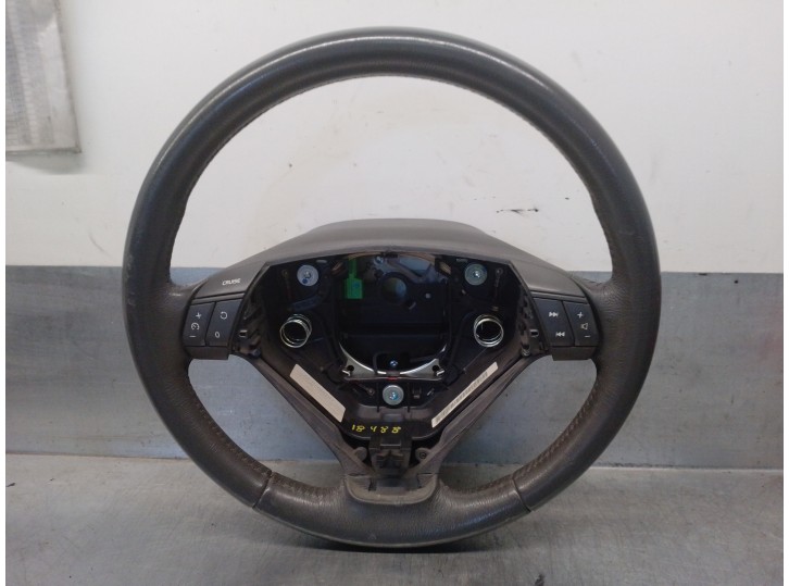 Replacement steering wheel for Volvo S60 saloon 2.4 20v turbo cat OEM IAM reference 8666884 08666887 