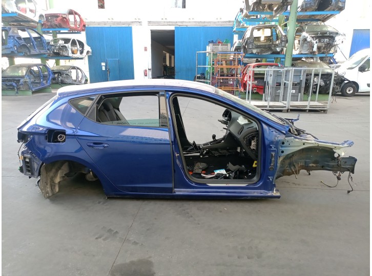 Recambio de aleta trasera derecha para seat leon (5f1) 1.5 tgi referencia OEM IAM 5F3809838 5F3809838 