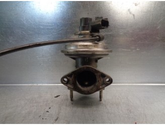 Recambio de valvula egr para ford mondeo iii (b5y) 2.0 16v di / tddi / tdci referencia OEM IAM 1S7Q-9D475-AD 0304T250 PIERBURG