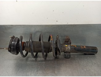 Replacement front right shock absorber for Ford Mondeo III (B5Y) 2.2 TDCi OEM IAM reference 3S7W18045BB 824904000433 SACHS