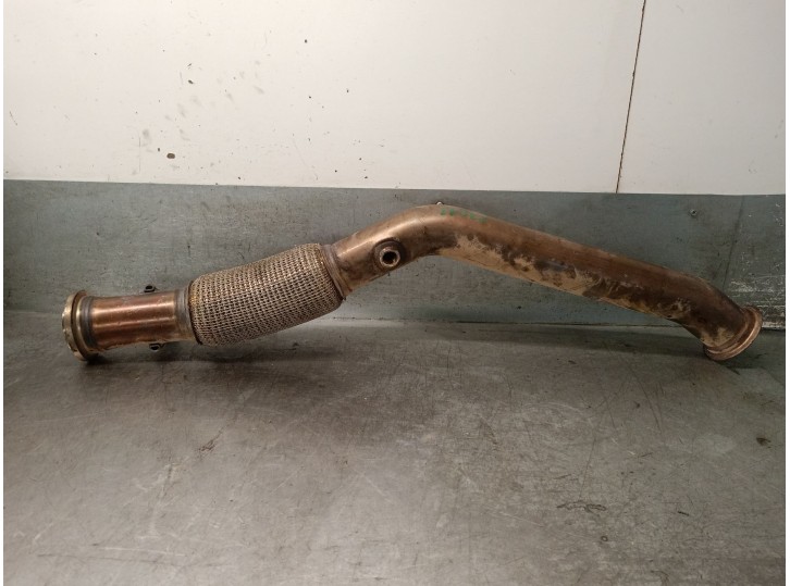 Recambio de tubo escape delantero para mercedes-benz clase v (w447) v 250 cdi / d (447.811, 447.813, 447.815) referencia OEM IAM