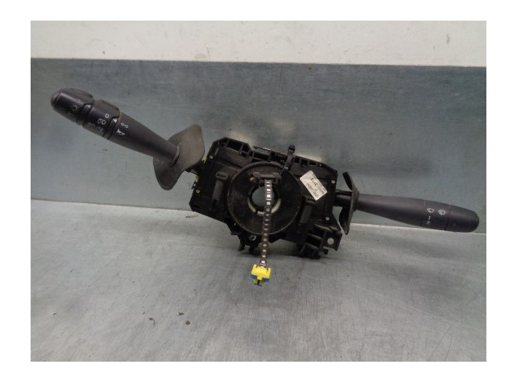 Recambio de mando luces para dacia logan 1.6 cat referencia OEM IAM 8200213173 