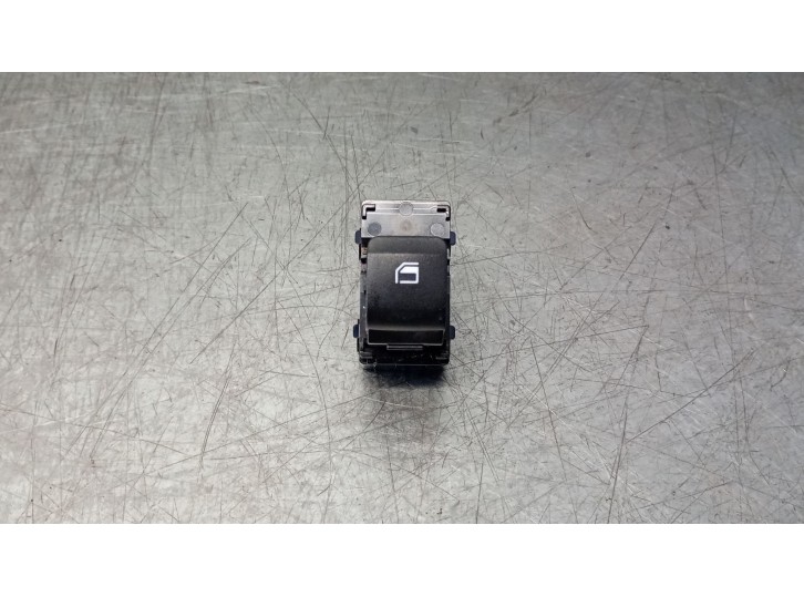 Recambio de mando elevalunas trasero derecho para hyundai bayon (bc3) 1.0 t-gdi referencia OEM IAM 93581Q0000 93581Q00004X 