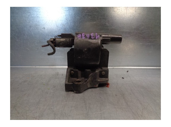 Replacement ignition coil for Nissan Primera sedan/estate (P10/W10) 2.0 16V CAT OEM IAM reference 2243355S10 