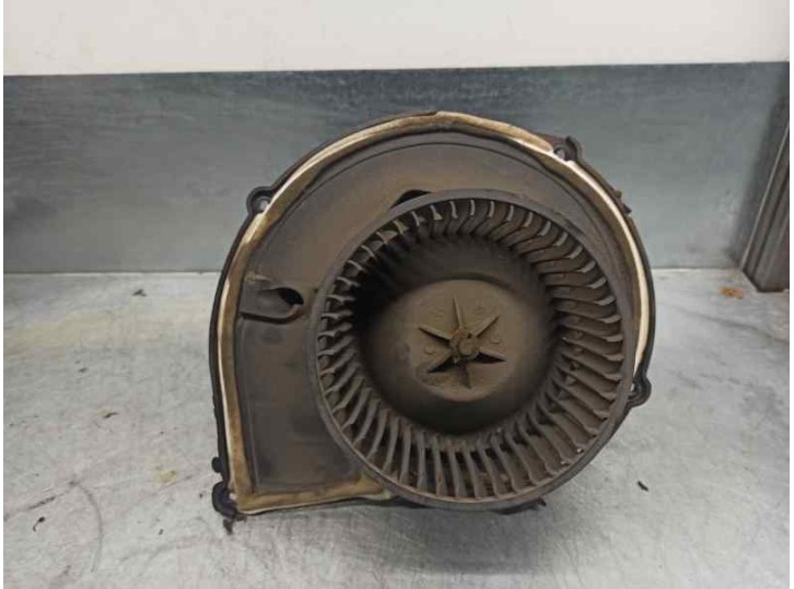 Recambio de motor calefaccion para chrysler voyager (es) 3.3 cat referencia OEM IAM 4644196  