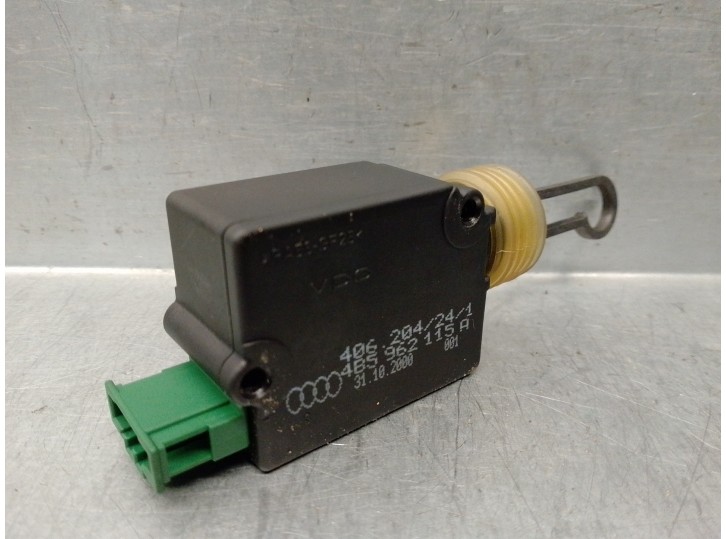 Recambio de motor cierre centralizado porton para audi a6 berlina (4b2) 2.5 v6 24v tdi referencia OEM IAM 4B5962115A 2 PINES 4 P