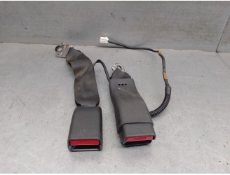 Recambio de enganche cinturon para infiniti ex 30d referencia OEM IAM 888421BA1C 888421BA1C 