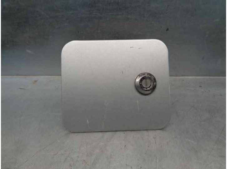 Recambio de tapa exterior combustible para mitsubishi montero (v20/v40) 2.5 turbodiesel referencia OEM IAM MR344454  