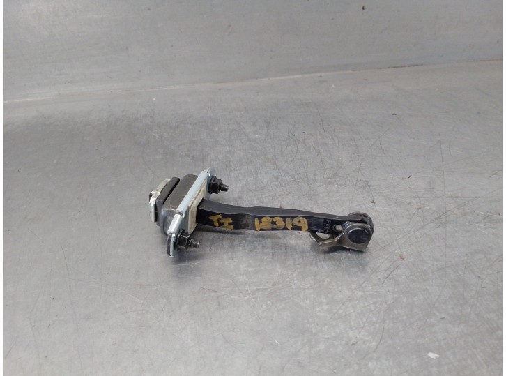 Recambio de retenedor puerta para kia soul ( ) 1.6 gdi cat referencia OEM IAM 79480B2000  5 PUERTAS