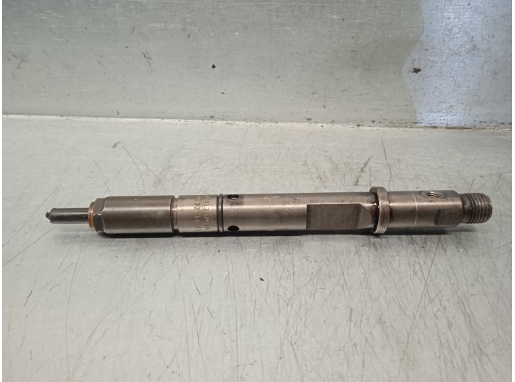 Recambio de inyector para audi a6 berlina (4b2) 2.5 v6 24v tdi referencia OEM IAM 059130201A 0432133825 BOSCH