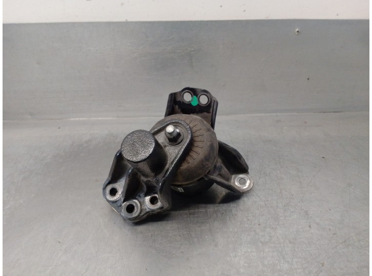 Recambio de soporte motor delantero para kia soul ( ) 1.6 gdi cat referencia OEM IAM 21810B2700  
