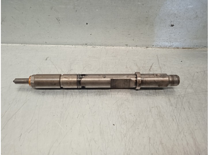 Recambio de inyector para audi a6 berlina (4b2) 2.5 v6 24v tdi referencia OEM IAM 059130201A 0432133825 BOSCH