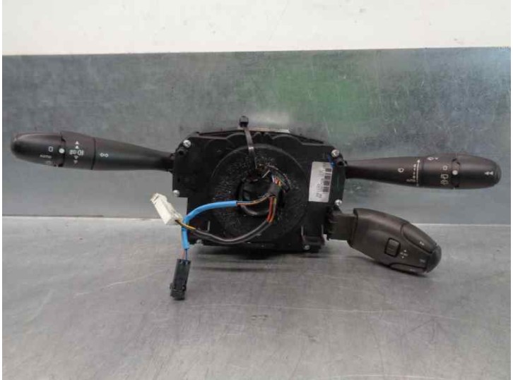 Recambio de mando luces para peugeot 207 sport referencia OEM IAM 96657274XT  