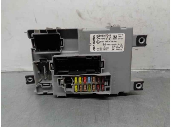 Recambio de caja reles / fusibles para alfa romeo mito (145) 1.3 jtd cat referencia OEM IAM 00505167040  