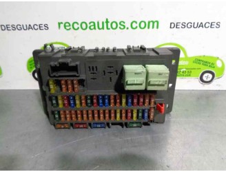 Recambio de caja reles / fusibles para mini r50,r53 1.6 16v cat referencia OEM IAM 518030317  