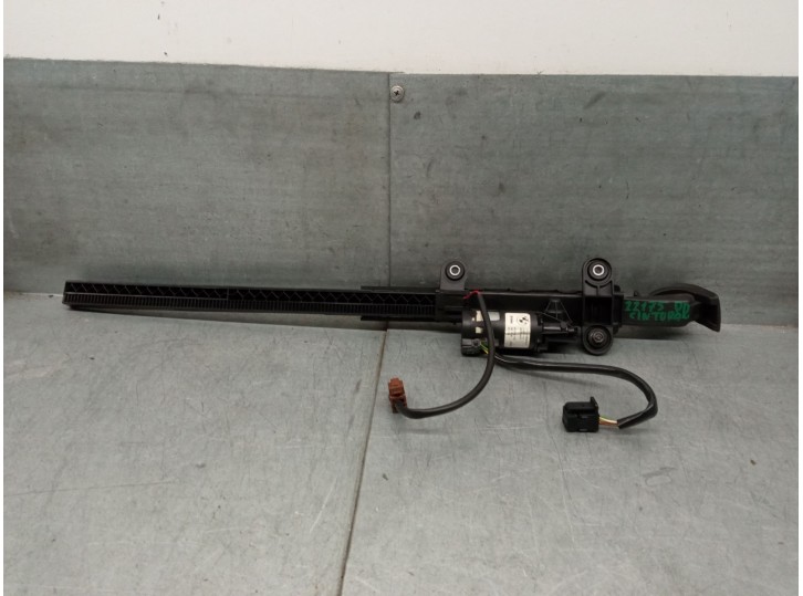 Recambio de cinturon seguridad delantero derecho para bmw 3 coupé (e92) 320 d referencia OEM IAM 72119165378  913504100