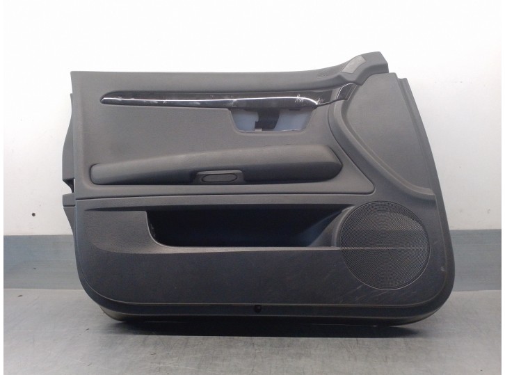 Recambio de guarnecido puerta delantera izquierda para seat exeo st (3r5)(2009>) sport referencia OEM IAM 3R1867105 5 PUERTAS