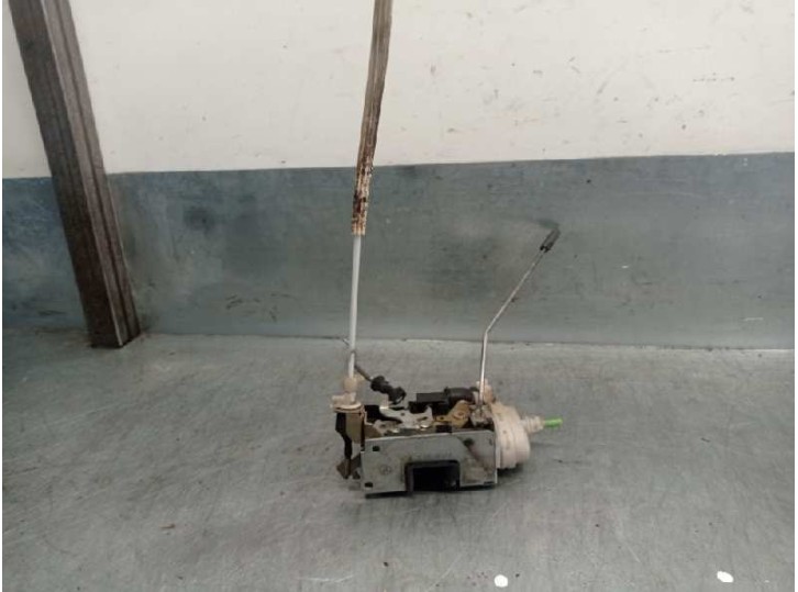 Recambio de cerradura puerta delantera derecha para audi s8 (d2) 4.2 v8 40v referencia OEM IAM 4D1837016D 3 PINES 4 PUERTAS