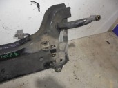 Recambio de puente delantero para ford fiesta (cbk) 1.4 tdci cat referencia OEM IAM CUNA MOTOR SUELO BURRA 8