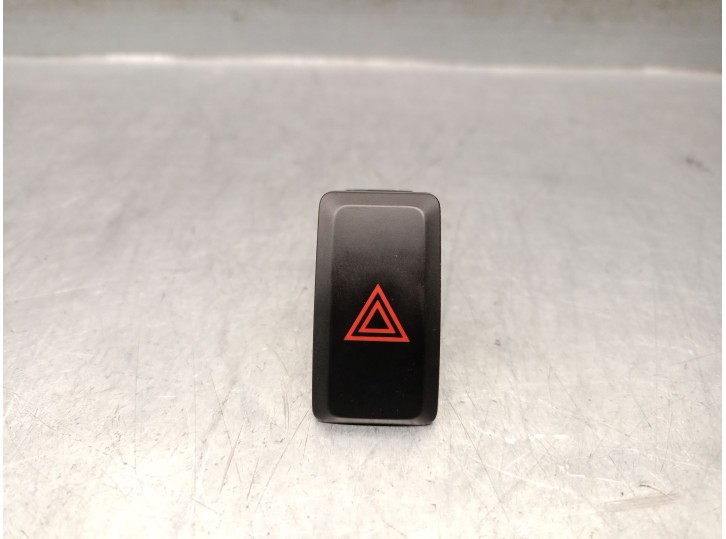 Recambio de warning para mitsubishi mirage / space star vi hatchback (a0_a) 1.2 referencia OEM IAM 8614A132 8614A132 