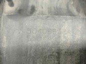 Recambio de molduras delanteras para iveco daily ka 2.3 diesel cat referencia OEM IAM 504099524  