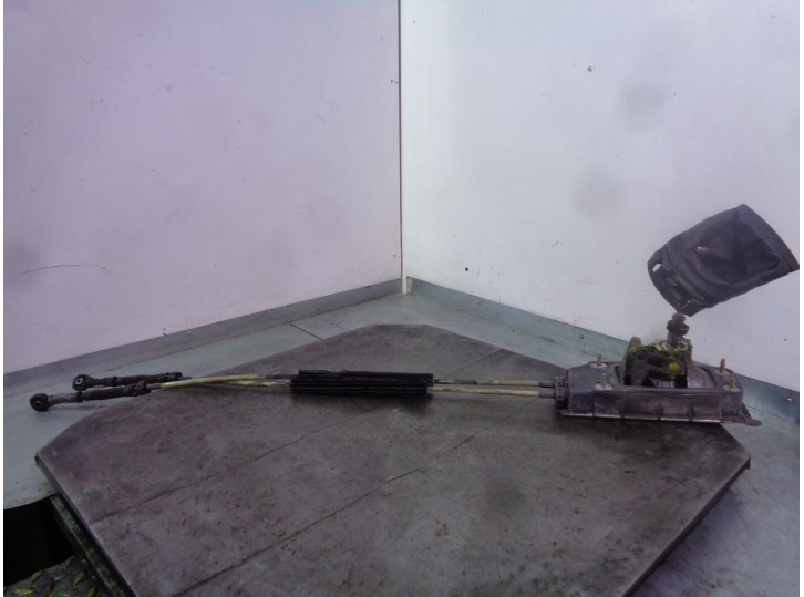 Recambio de palanca cambio para seat ibiza (6l1) 1.4 tdi referencia OEM IAM 6Q0711049BA 6Q0711061 