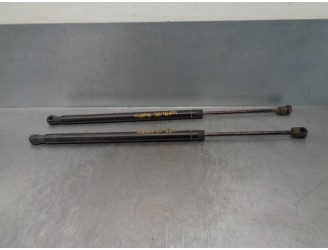Replacement trunk / tailgate struts for Jeep Compass 2.4 16V CAT OEM IAM reference 05115226AB 