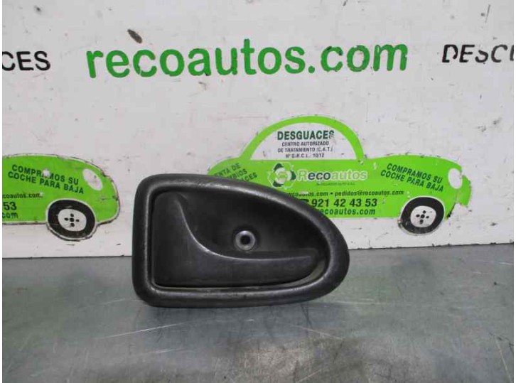Recambio de maneta interior trasera izquierda para renault trafic caja cerrada (ab 4.01) 2.0 dci diesel cat referencia OEM IAM 7