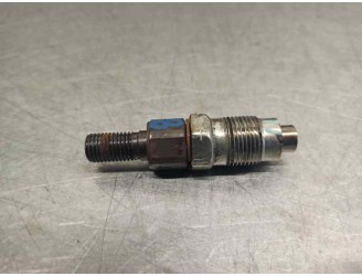 Recambio de inyector para toyota corolla (e11) 2.0 diesel cat referencia OEM IAM 2360069125  