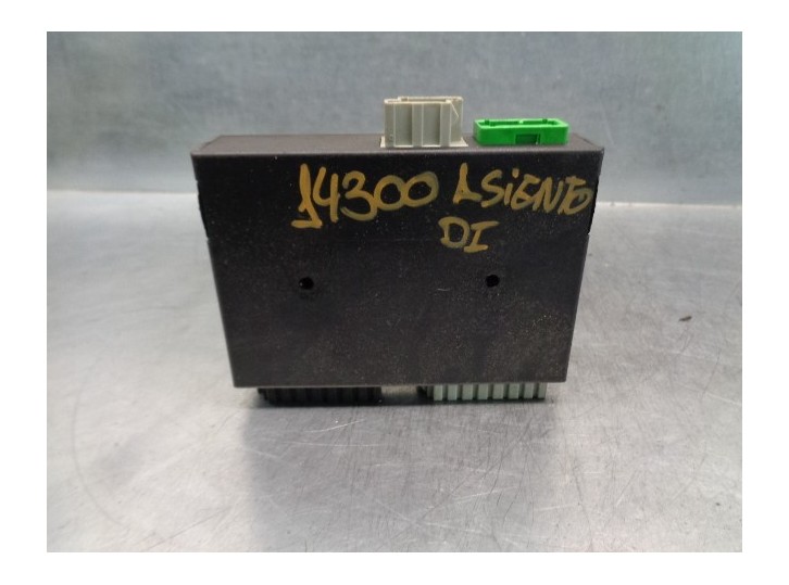 Recambio de modulo electronico para volvo c70 cabriolet 2.3 20v turbo cat referencia OEM IAM 8651558 