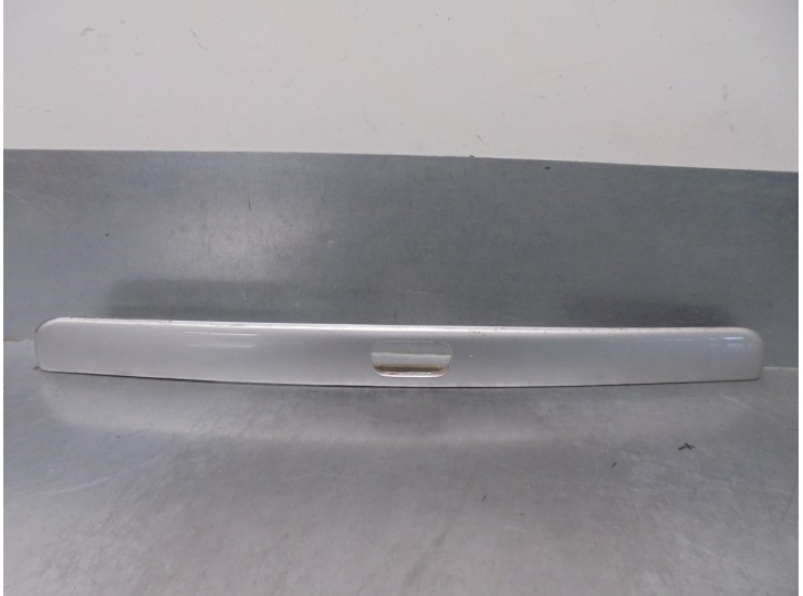 Recambio de maneta exterior porton para volvo s40 berlina 1.6 cat referencia OEM IAM 30804687 